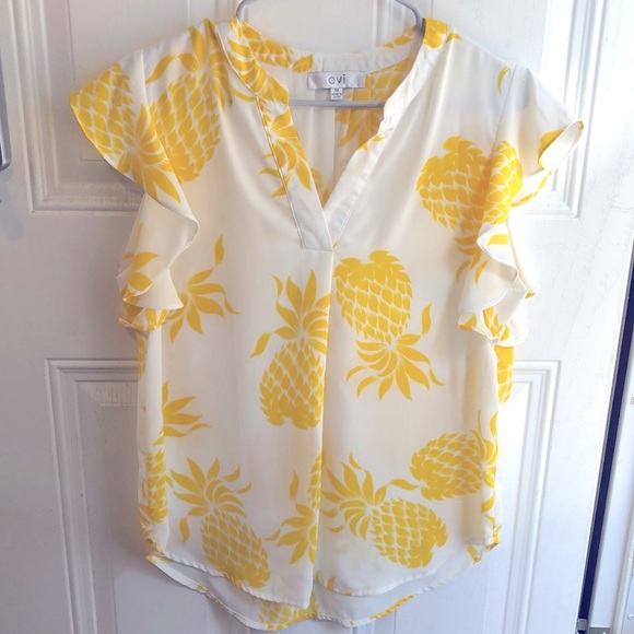 Ovi Tops - Yellow Pineapple sleeveless Ovi top. Size Medium.